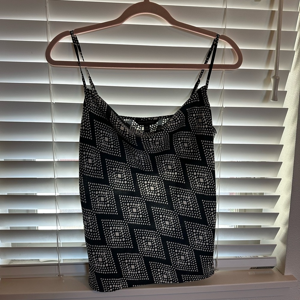 Black and White Geometric Women's Top